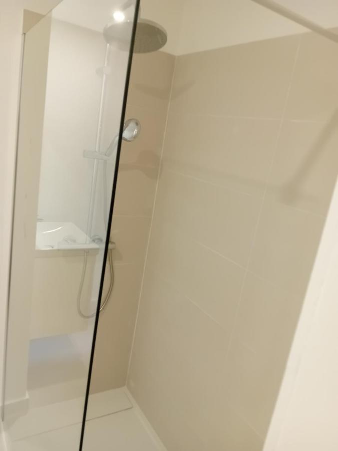 Quartier Le Plus Anime De Marseille "La Plaine Cours Julien "Chambre Avec Salle De Bain Wc Privee Integrees "Dans Appartement 外观 照片