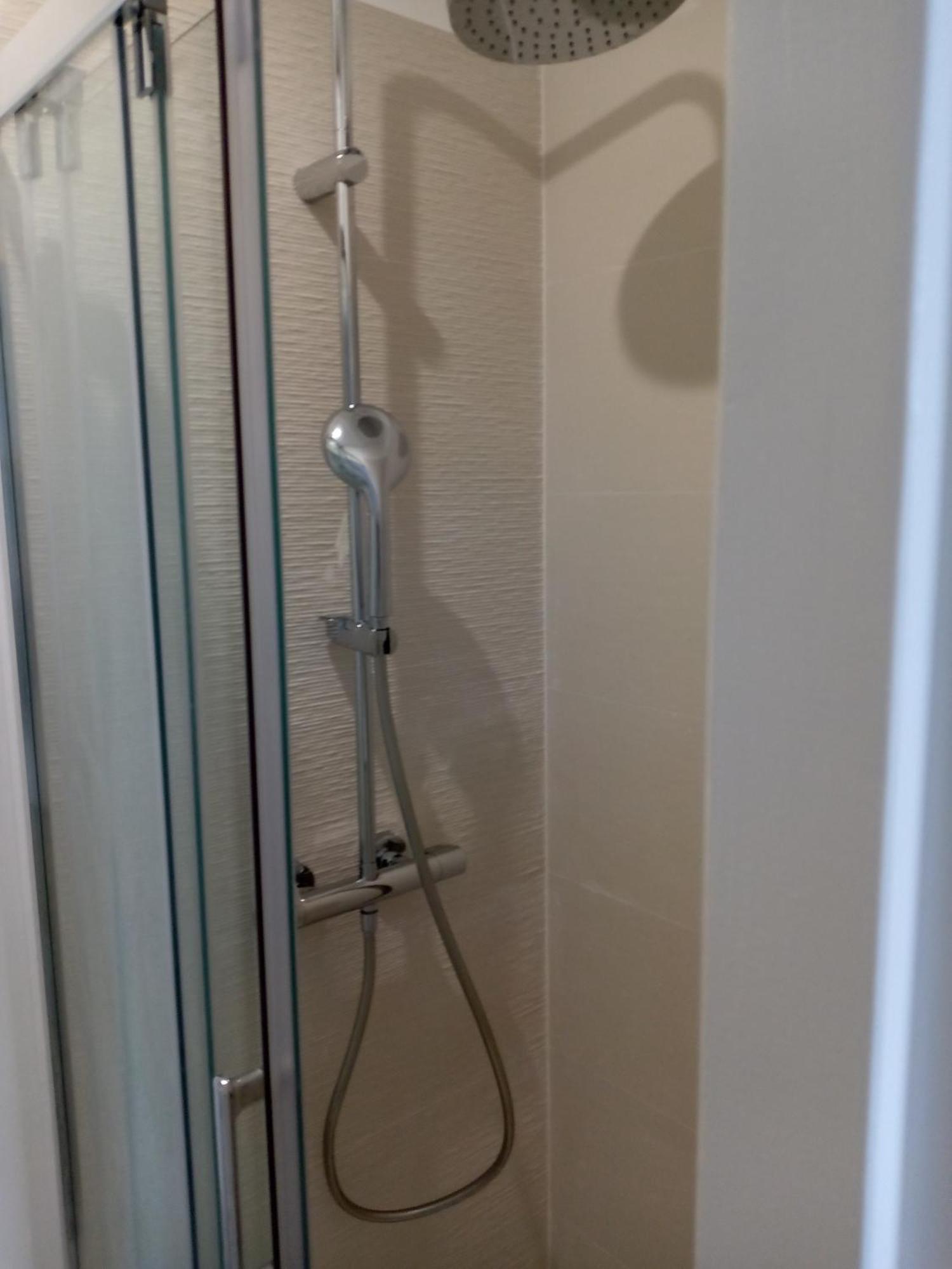 Quartier Le Plus Anime De Marseille "La Plaine Cours Julien "Chambre Avec Salle De Bain Wc Privee Integrees "Dans Appartement 外观 照片